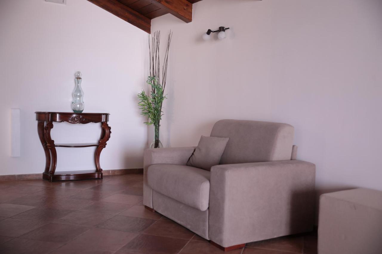 Palazzo Caracciolo Del Sole Bed & Breakfast Terzigno Exterior photo