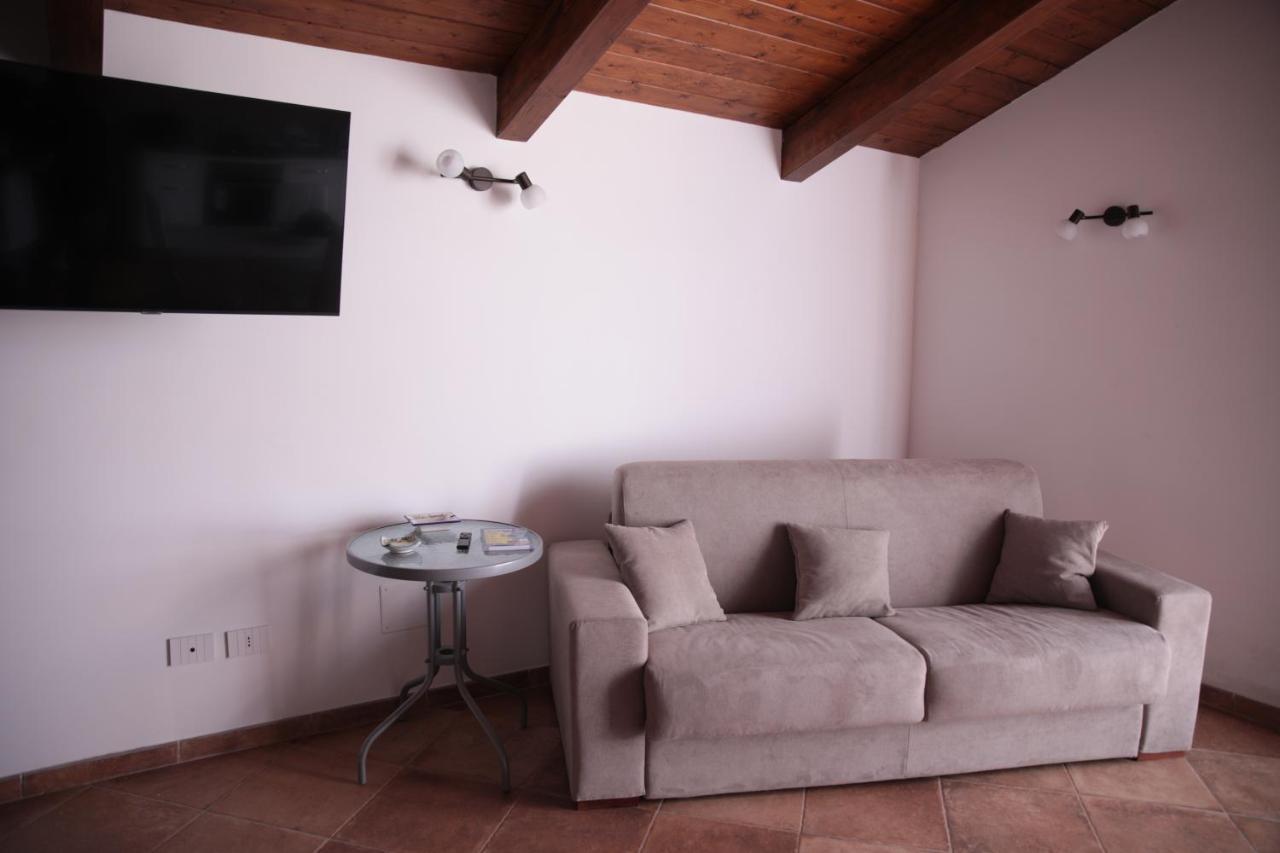 Palazzo Caracciolo Del Sole Bed & Breakfast Terzigno Exterior photo